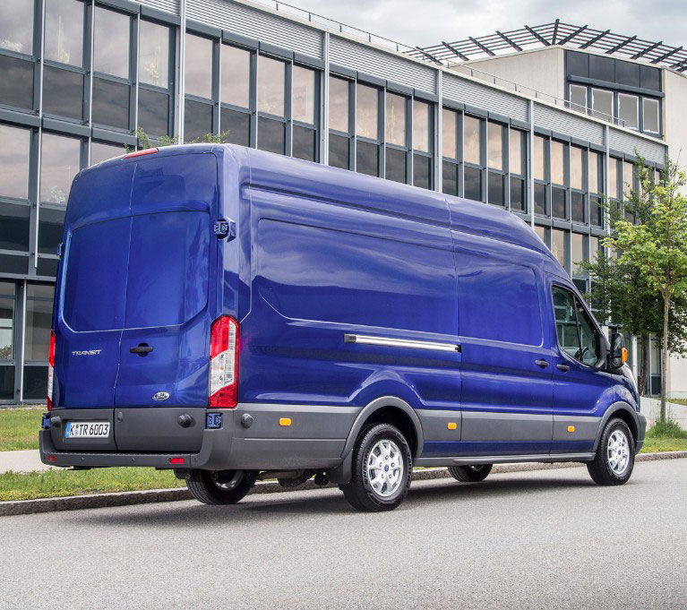 ford-transit_van-eu-Transit_Blue_L4H3_002_GTB_Grade-9x8-1200x1066-parked-by-building.jpg.renditions